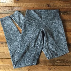 Lululemon size 6 pants